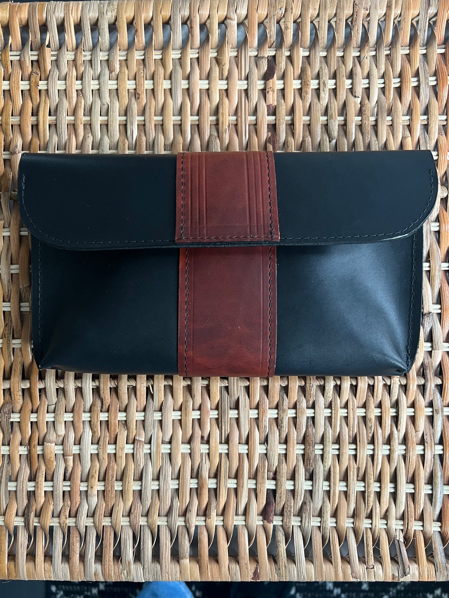 Two-Toned Leather Clutch | Minimal Leather Handbag | Modern Leather Clutch