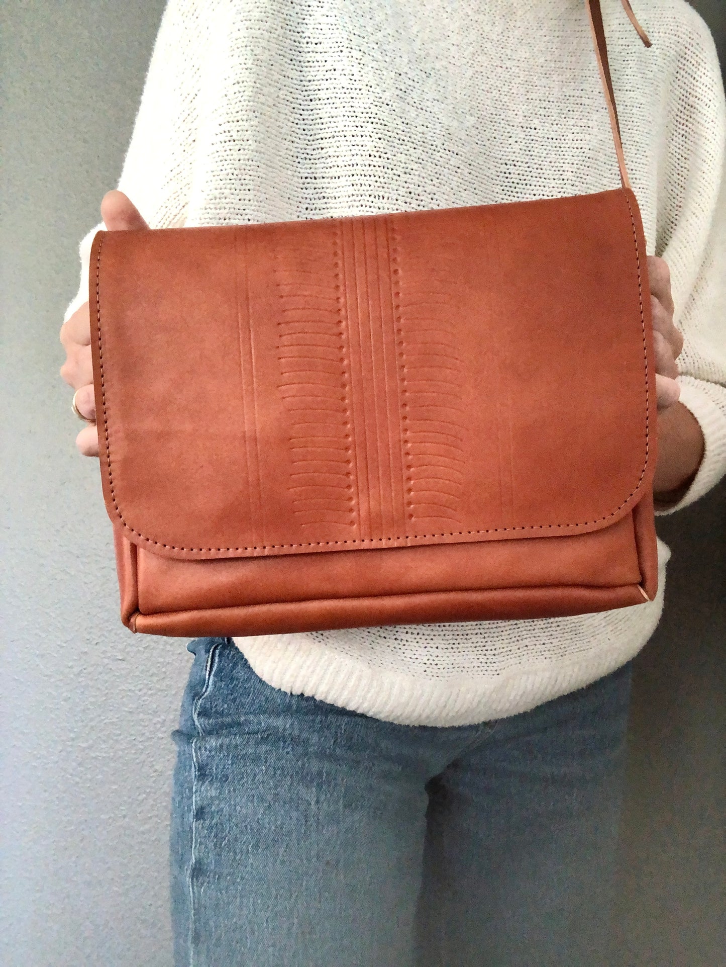 Leather Crossbody Bag With Hand Tooled Detail | Leather Crossbody Purse | Minimal Leather Purse
